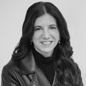 Amy Shecter